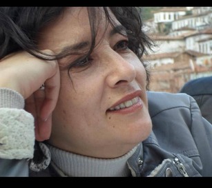 HÜLYA AYDIN/PORTAKAL ÇİÇEĞİ KOKUSUYLA UYANMAK                    